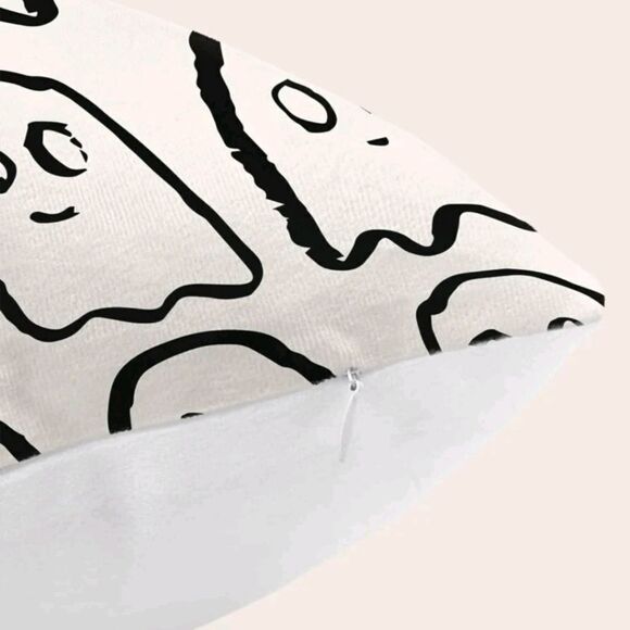 Ghost 👻 Pattern Pillow Cover - Picture 4 of 4
